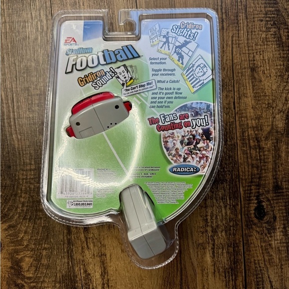 2001 Radica EA Sports Stadium Football Handheld Game NIB - Picture 3 of 5